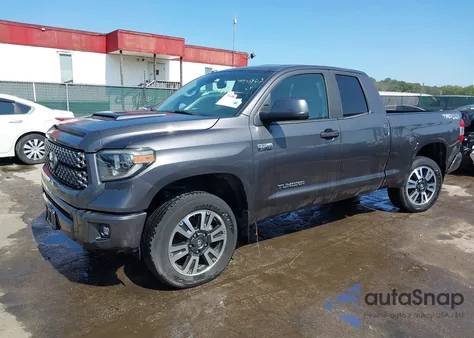 2018 Toyota Tundra Sr5 5.7L V8 из США, поврежденный, VIN 5TFUY5F19JX775462